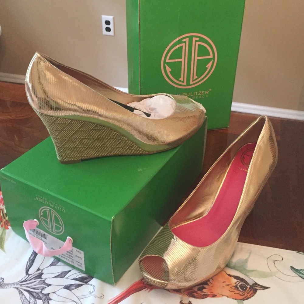 Lilly Pulitzer Resort Chic Wedge Shoes size 9.5